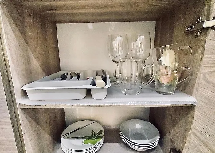 Pekarska Centr * إلفيف